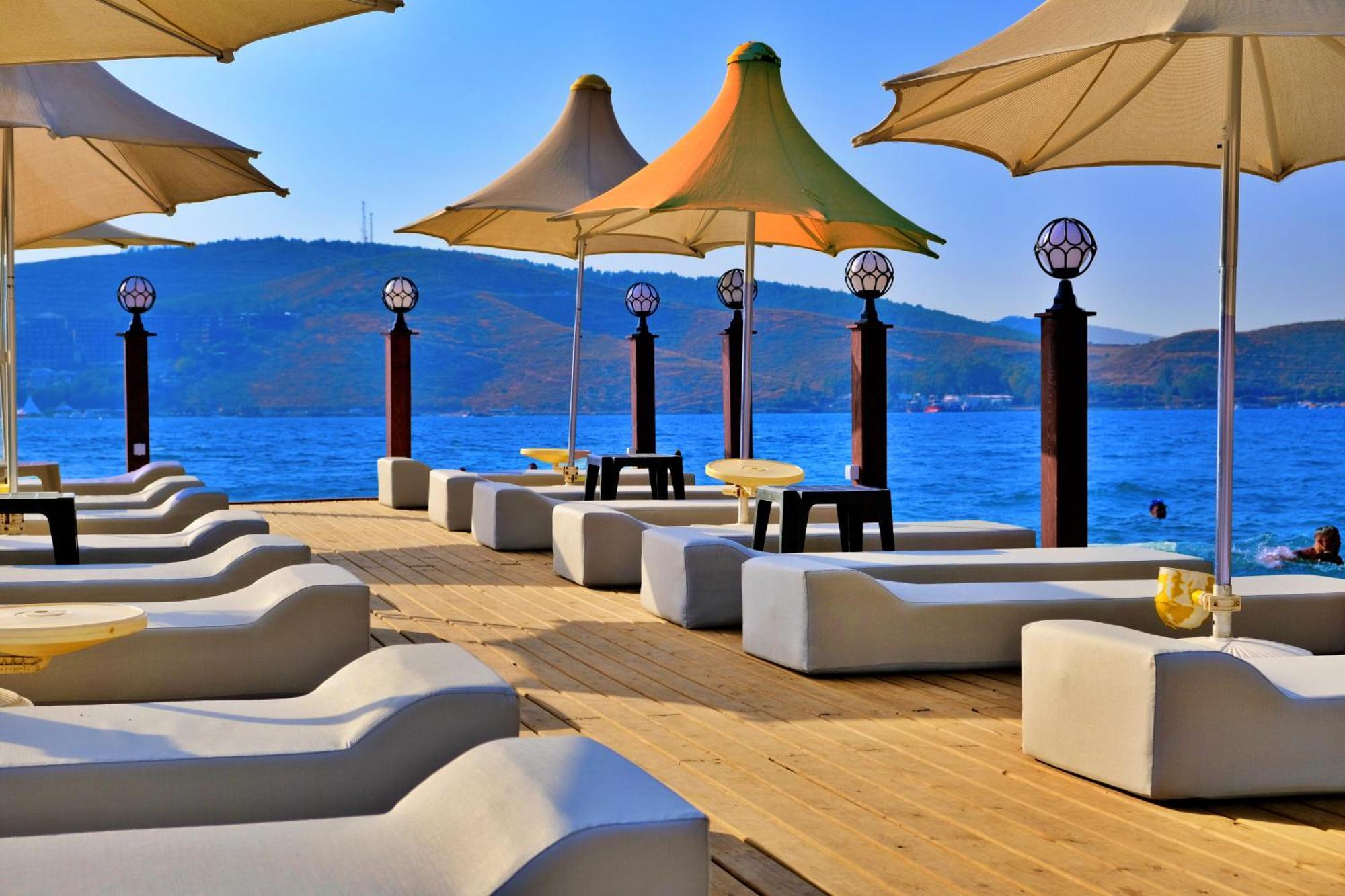 Club Aquarium Hotel & Spa Guvercinlik  Екстер'єр фото