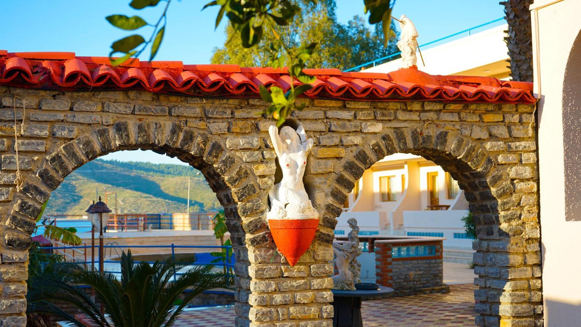 Club Aquarium Hotel & Spa Guvercinlik  Екстер'єр фото