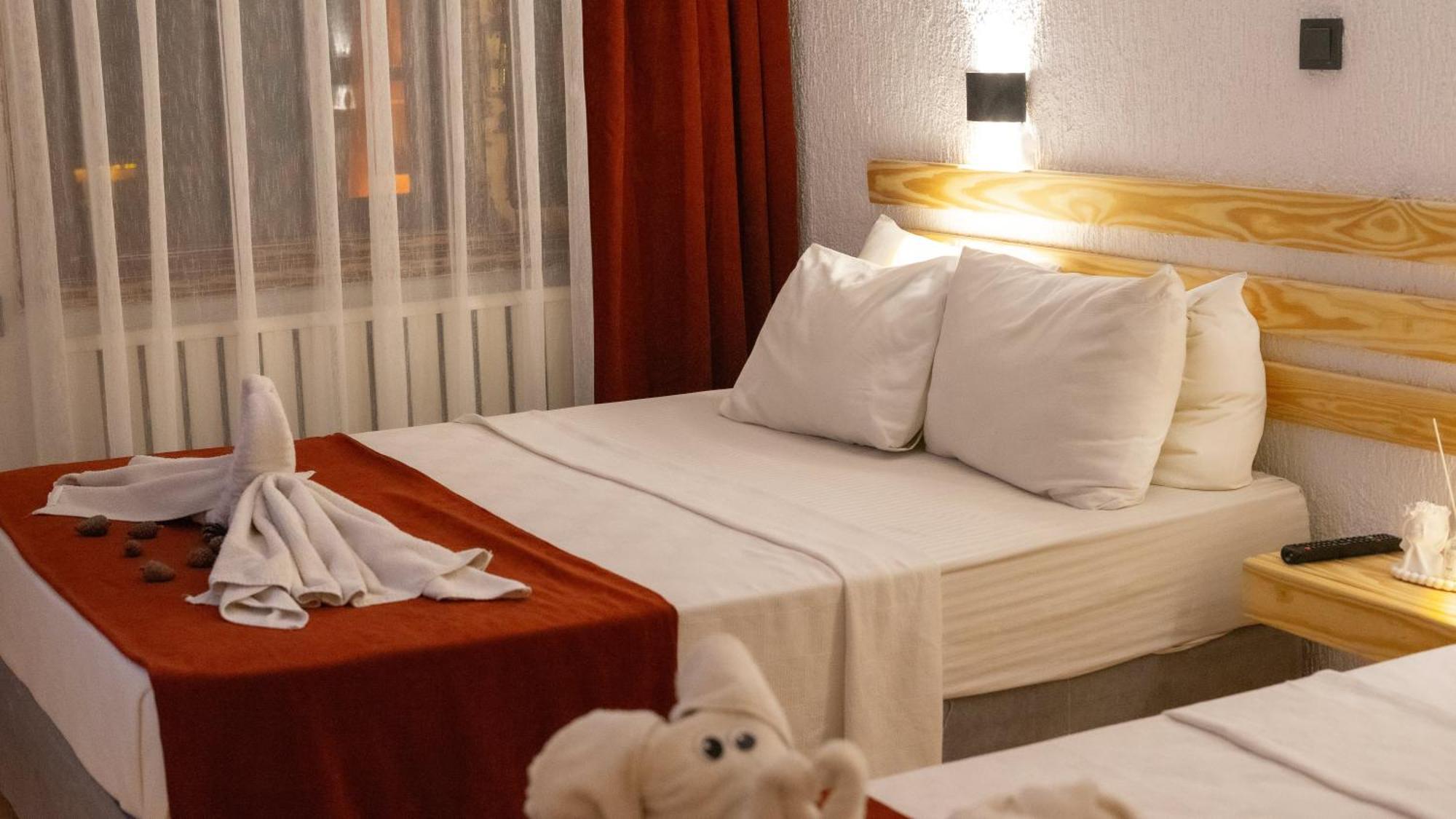 Club Aquarium Hotel & Spa Guvercinlik  Екстер'єр фото