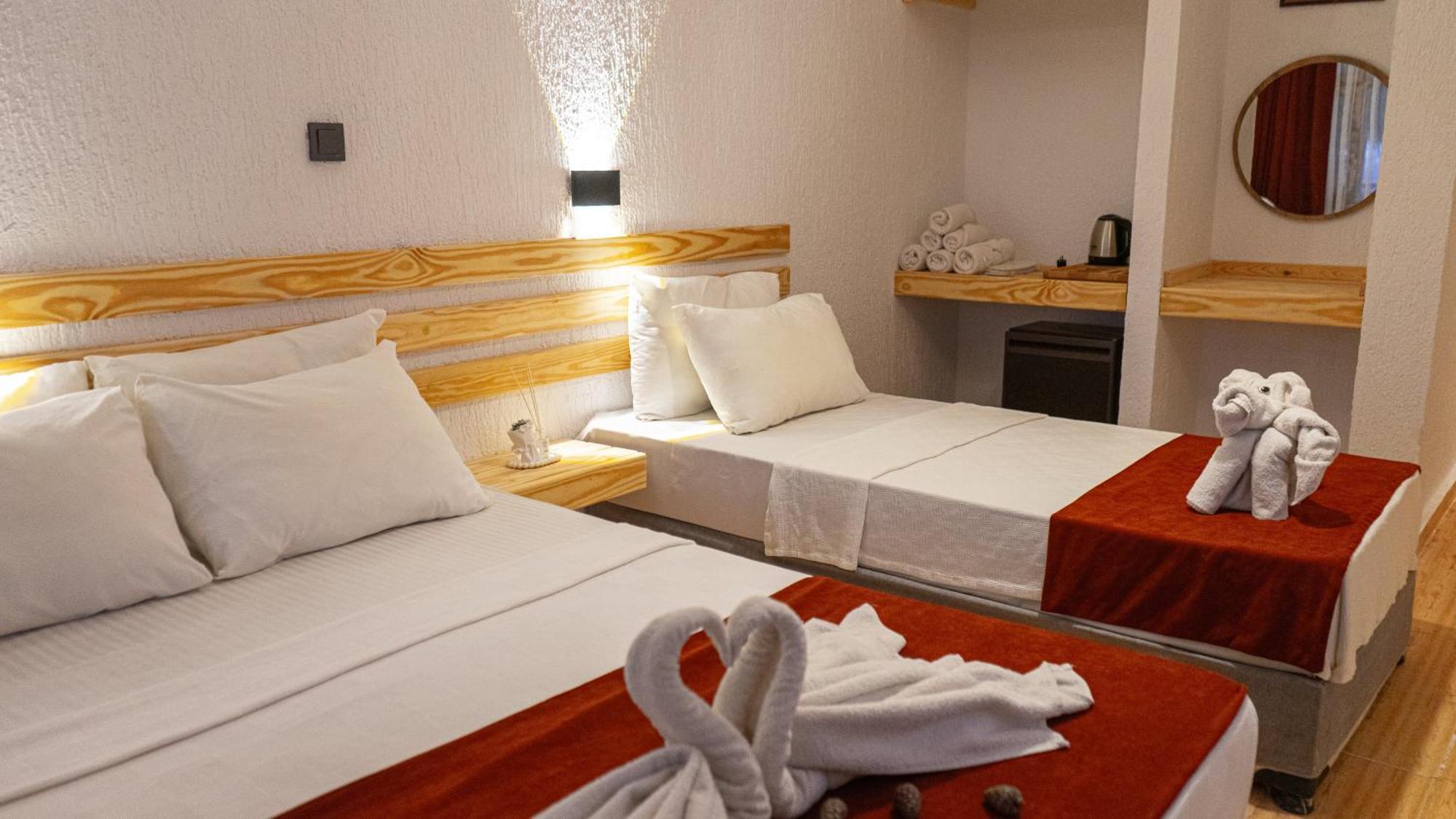 Club Aquarium Hotel & Spa Guvercinlik  Екстер'єр фото