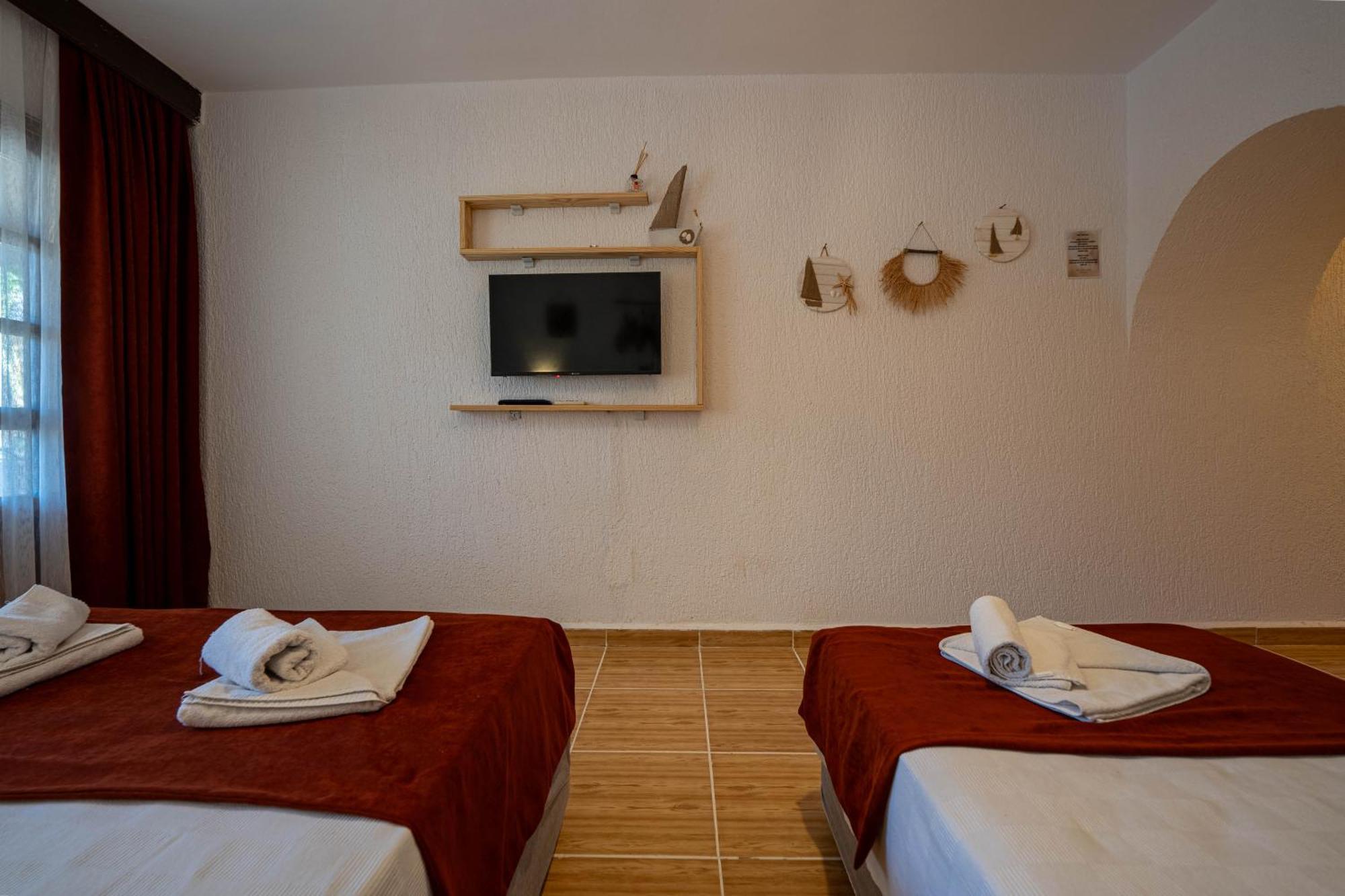 Club Aquarium Hotel & Spa Guvercinlik  Екстер'єр фото